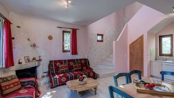 Villa, 3 Bedrooms, Sea View | Free WiFi