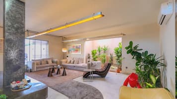 Standard Chalet, Private Pool | Living area | Smart TV