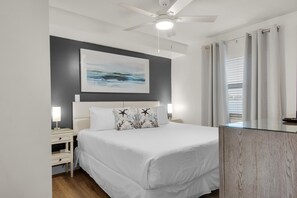 Condo, 1 King Bed with Sofa bed (Pelican Isle 211- Sugar Sands Retreat) - Pelican Isle 211- Sugar Sands Retreat (Fort Walton Beach)