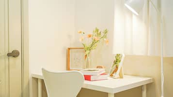 Single Room (MUST Contact Hotel Before Check-in) | Premium bedding, free WiFi, bed sheets