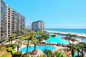 A heated pool - ☀️750 yds 2 Beach-Pools + Hot Tubs-Edgewater Golf Villa 956☀️ (Panama City Beach)