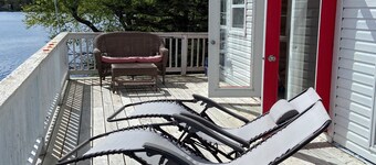 Awesome Lakefront. Step off the lower deck into the water.