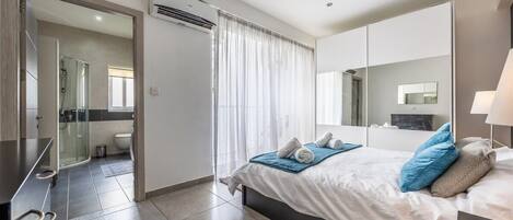 2 bedrooms