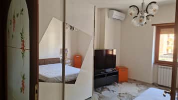 3 habitaciones, tabla de planchar con plancha y wifi gratis