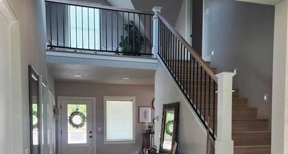 3-bedroom house in charming Etna with WiFi, AC. Book now