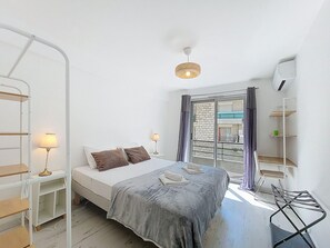 2 bedrooms, iron/ironing board