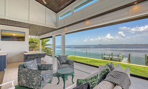 Smart TV, fireplace, foosball, table tennis