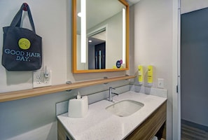Hair dryer, towels