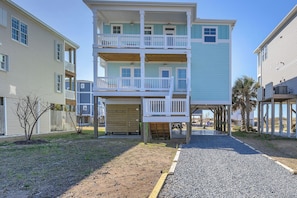 Exterior - Paws Awhile: Dog-Friendly Home with Ocean Views (Oak Island)