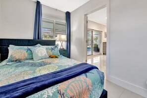 3 bedrooms, in-room safe, desk, iron/ironing board - 20% Off Near Beach! | Heated Pool|Family Fun Villa (Oakland Park)