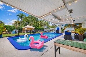 Outdoor pool, a heated pool