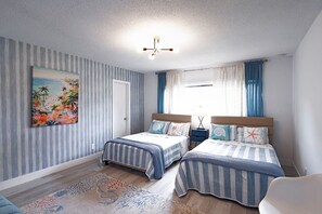 3 bedrooms, in-room safe, iron/ironing board, free WiFi - 20% Off Near Beach! | Heated Pool|Family Fun Villa (Oakland Park)