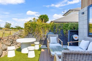 Luokittelematon kuva, 5 kautta 35, painike