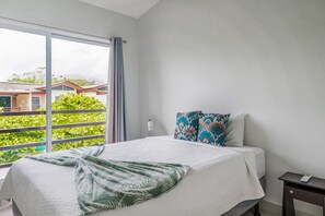 3 室のベッドルーム、インターネット、ベッドシーツ