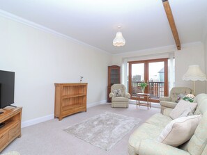 Living area - Stapleton Farm Bungalow (Fordingbridge)