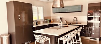 Villa Aurea: a haven of peace with swimming pool / 8 pers