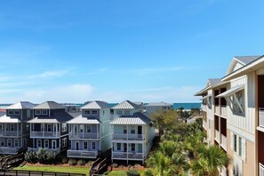 Condo, nhiều giường (Waterside Village Condo 404 - Seadrag) | Ngoại thất