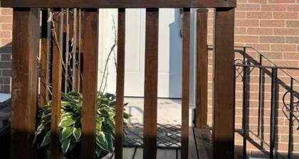 Private, Bright and Spacious Guest Suite