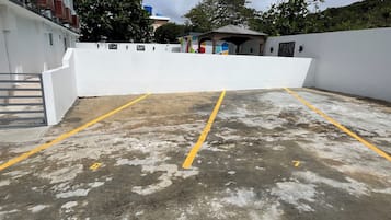Free self parking