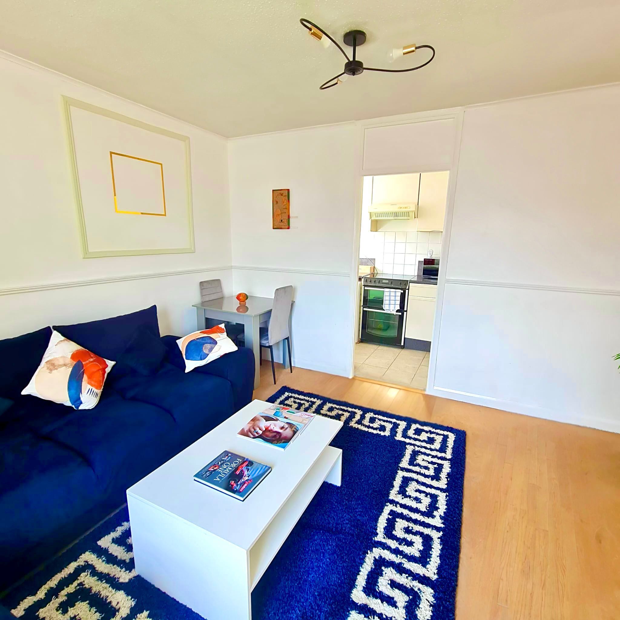 TV connectée, livres, imprimantes