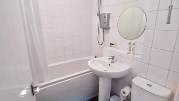 Towels, soap, shampoo, toilet paper