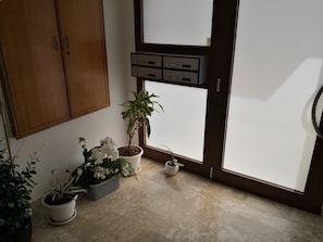 Interni