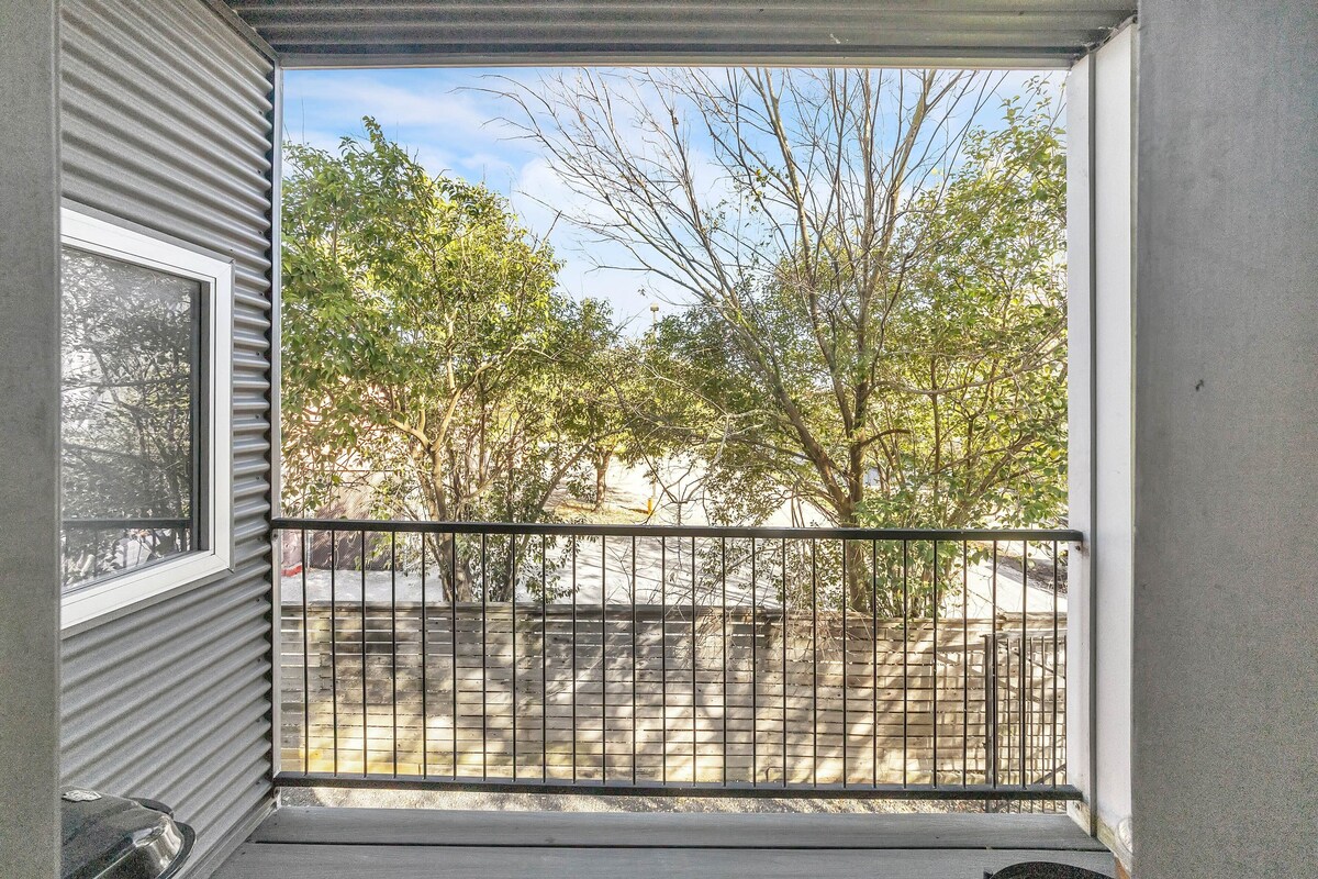 Photo 33 of NEW! Modern Comfort in the Heart of Museum District