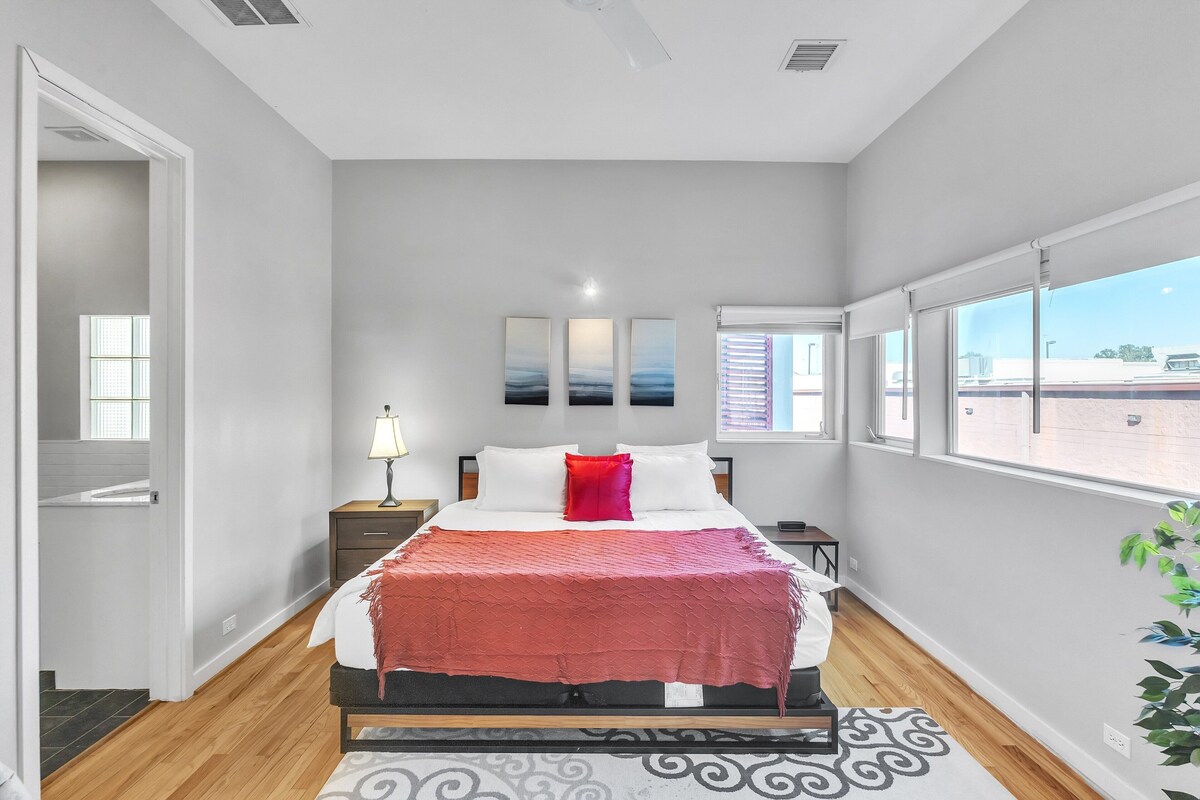 Photo 8 of NEW! Modern Comfort in the Heart of Museum District