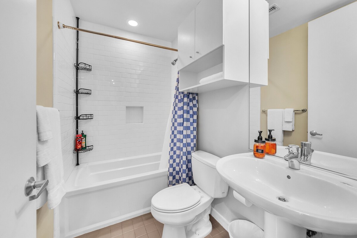 Photo 27 of NEW! Modern Comfort in the Heart of Museum District