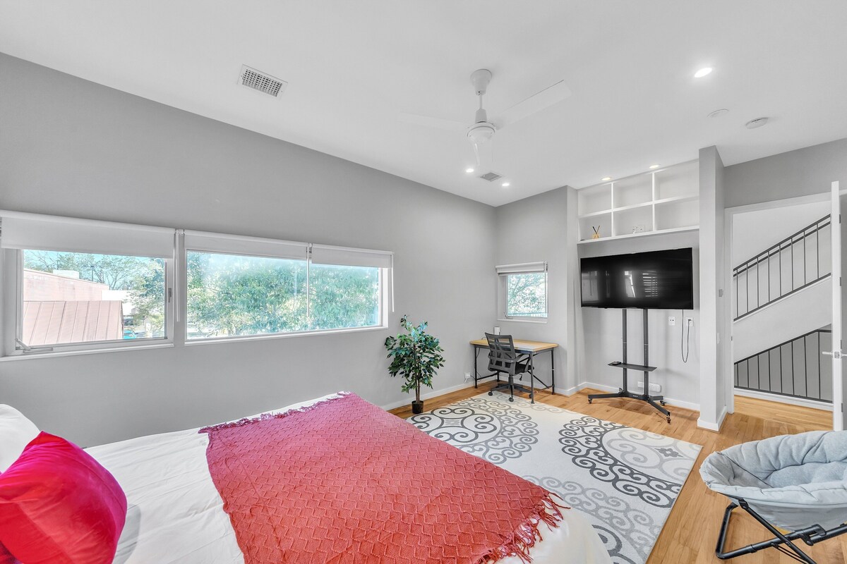 Photo 6 of NEW! Modern Comfort in the Heart of Museum District