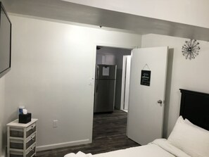 1 chambre, fer et planche à repasser, Wi-Fi, draps fournis