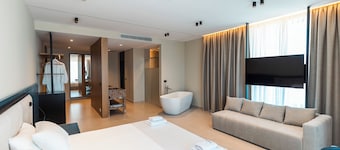 Green Light Hotel