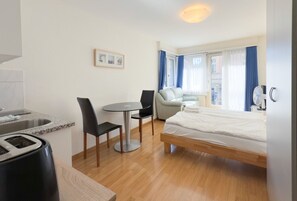 1 bedroom, iron/ironing board, WiFi, bed sheets