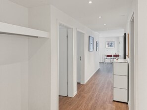 Unclassified image, 3 of 13, button