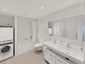 Unclassified image, 4 of 13, button