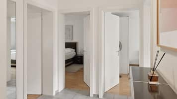 Bügeleisen/Bügelbrett, WLAN, Bettwäsche