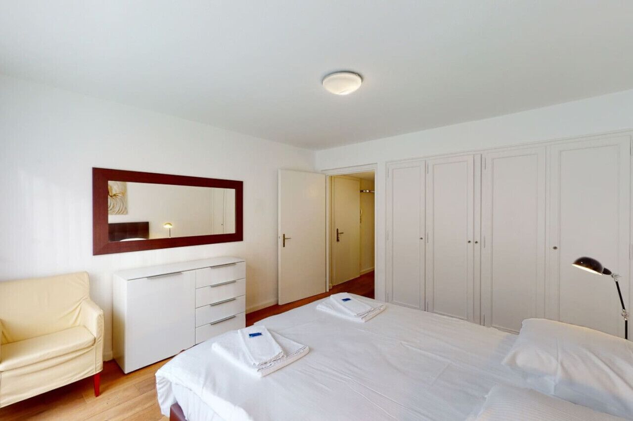 1 quarto, ferros/tábuas de passar roupa, Wi-Fi, roupa de cama