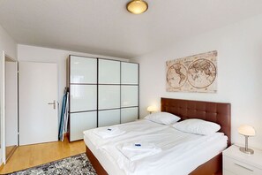 2 Schlafzimmer, Bügeleisen/Bügelbrett, WLAN, Bettwäsche