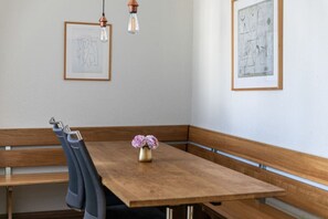 Dining - 2.5BR flat close to lake/opera/city center (SF10) (Zürich)