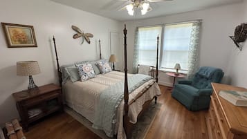2 slaapkamers, een strijkplank/strijkijzer, wifi, beddengoed
