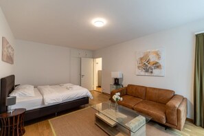 1 chambre, fer et planche à repasser, Wi-Fi, draps fournis