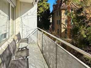 Property grounds - Beautiful, quite and very central 2BR flat (Sky3) (Zürich)