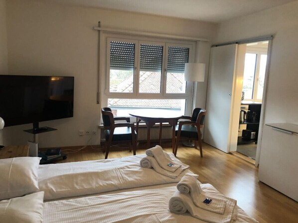 1 Schlafzimmer, Schreibtisch, Bügeleisen/Bügelbrett, WLAN