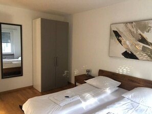 2 chambres, bureau, fer et planche à repasser, Wi-Fi