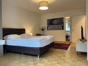 1 makuuhuone, silitysrauta/-lauta, Wi-Fi, vuodevaatteet