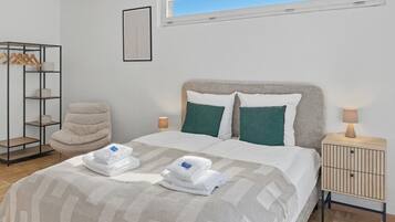 Bügeleisen/Bügelbrett, WLAN, Bettwäsche