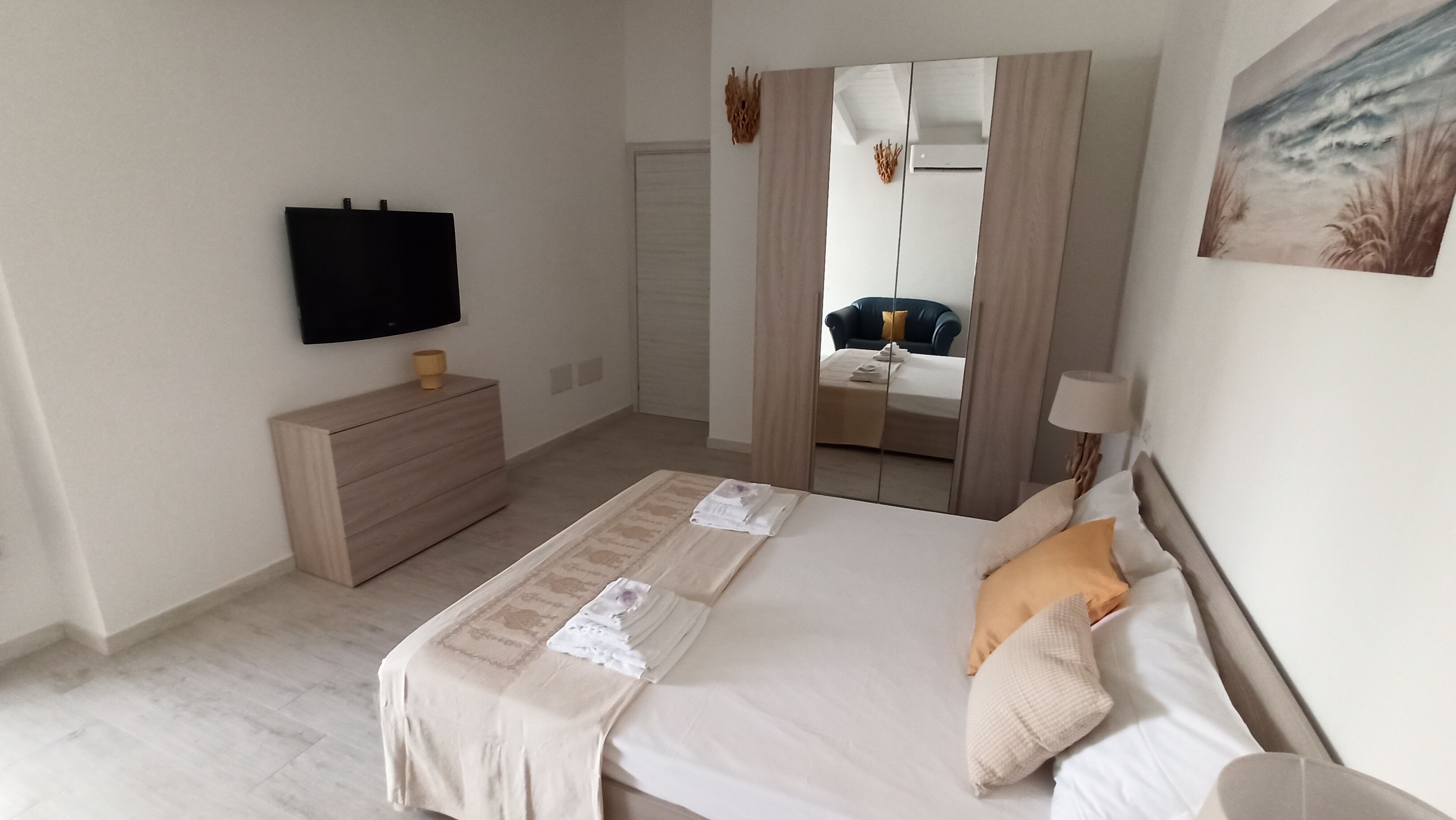 2 soverom, strykejern/-brett og wi-fi (inkludert)