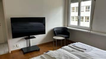 Bügeleisen/Bügelbrett, WLAN, Bettwäsche