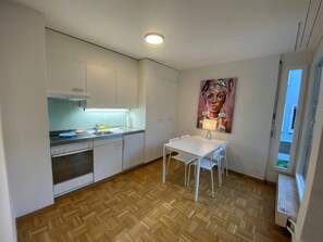 焗爐、爐具、咖啡機/沖茶器、廚房用具/餐具/器皿