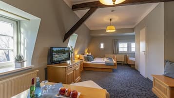 Superior-Dreibettzimmer | Kostenloses WLAN, BettwÀsche